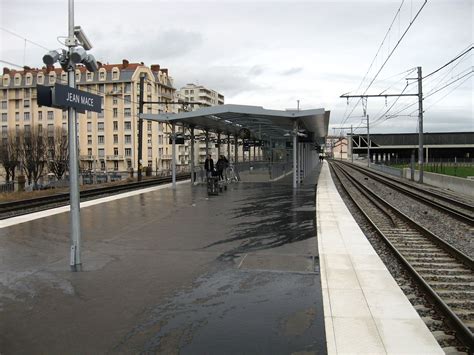 Gare De Lyon Jean Macé Train Station Bonjourlafrance Helpful