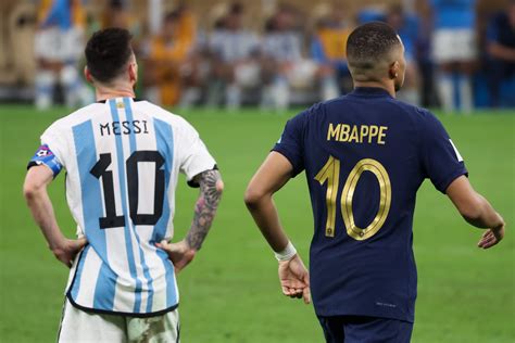 World Champion Messi Battles Mbappe Benzema For Fifa Best Award