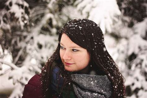 3840x2560 Beautiful Brunette Cold Girl Portrait Pretty Scarf Snow Trees Winter Woman