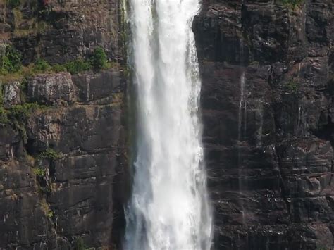 The Lofoi Falls Also Known As The Chutes Kaloba And The Chutes Lofoi