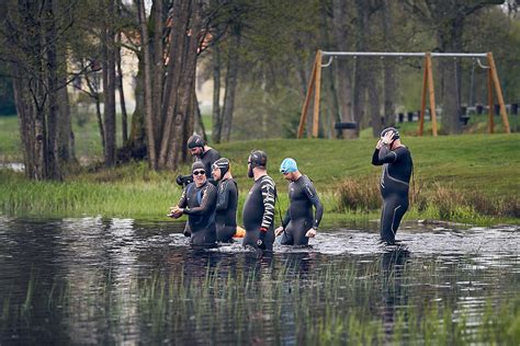 Swimming Outside At 8˚c Invärnamo