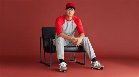 What Pros Wear Shohei Ohtani To Wear New Balance Cleats With New Long