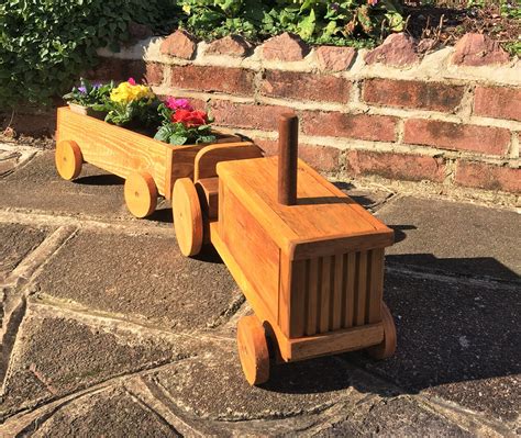 Rustic Handmade Planter Tractor And Trailer Reclaimed Pallet Etsy Uk