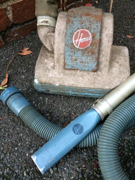 Vintage Retro Collectible Hoover Junior 119 1950s Vacuum Cleaner In