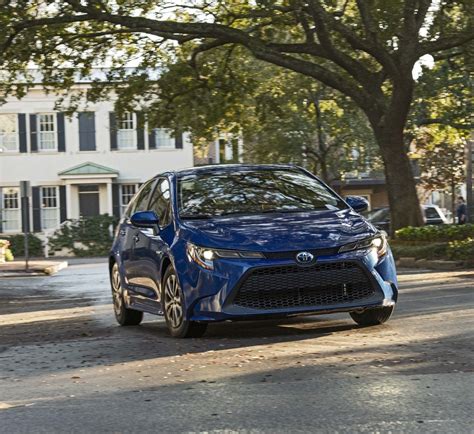 The 2020 Toyota Corolla Hybrid Sedan Is The Smartest Pick In The Lineup