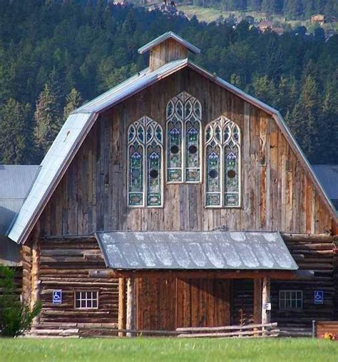 Pin By Colleen Davis On Churches And Steeples Old Barns Barn House