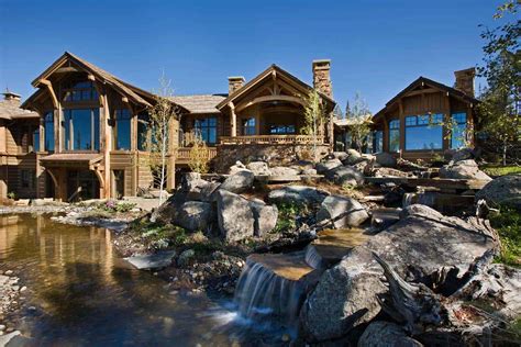 Beautiful Rustic Mountain Retreat Set Amidst The Grandeur Of The Rocky