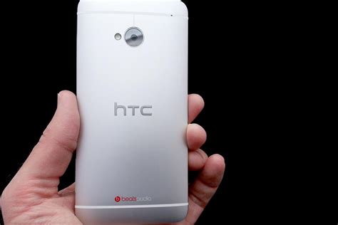 Review Htc One M7