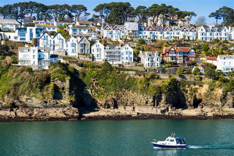 15 Best Places To Visit In Cornwall Skyscanners Travel Blog