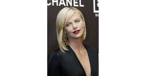 2005 Charlize Theron Beauty Looks Through The Years Popsugar Beauty