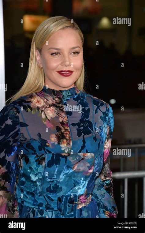 Abbie Cornish At The Premiere For Geostorm At Tcl Chinese Theatre