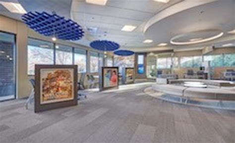 California Credit Union Transforms Interior Into Modern Comfortable