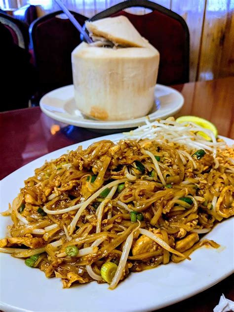 Nellis blvd) is known for its asian, dinner, healthy, lunch specials, salads, thai, and vegetarian. Lawan Thai Kitchen (Pon Ocha Soup), 1000 N Nellis Blvd ...