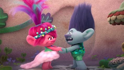 Trolls Band Together Trailers And Clips Metacritic