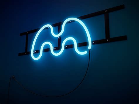 23 Bright And Glowing Neon Sign Logos Creativeoverflow