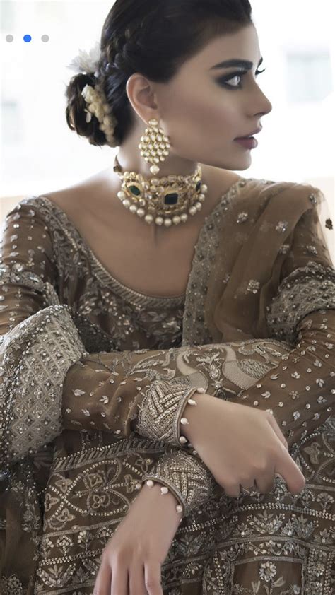 Giant Pearls Usage Pakistani Dresses Pakistani Wedding Outfits