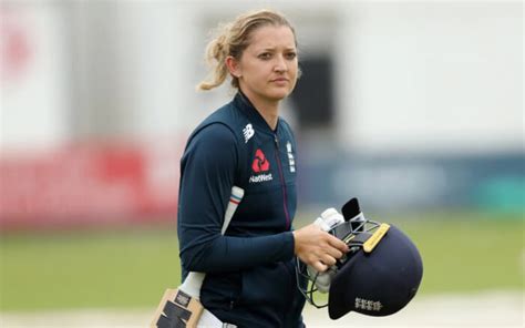 Who Is The Hottest Women Cricketer Top 5 Best Female Cricketers