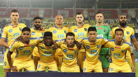 Soccerstand.com offers team pages (e.g. ISL 2017-18: Kerala Blasters' Thangboi Singto - Time for ...