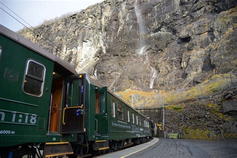 9 Most Beautiful Train Journeys In The World Veena World