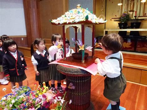 さみどり幼稚園 園長ブログ:「花まつり」のお祝い