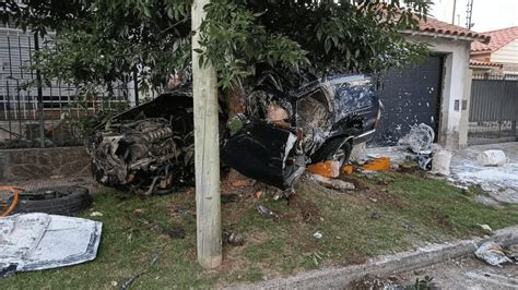 Tres Maleantes Murieron Cuando Escapaban En Una Camioneta Robada