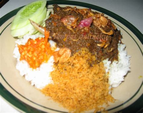 Usut punya usut, ternyata bebek tersebut dibeli dari warung bebek madura bpk. Resep Cara Membuat Nasi Bebek Madura Pedas Enak | Resep ...