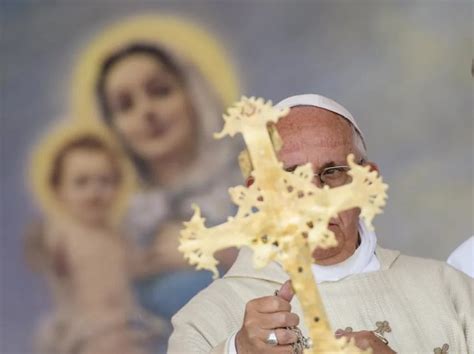 Roman Catholic Group Requests ‘pope Francis Refer To Mary As ‘co Redemptrix With Jesus Open