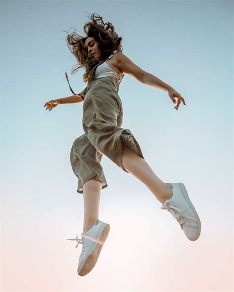 My Girl Can Fly Soraya Torrens Download This Photo By Shlomi Platzman On Unsplash Action