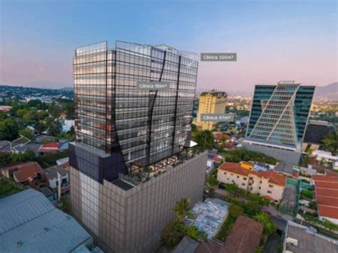 Torre Humana El Salvador Primer Centro Médico Integral