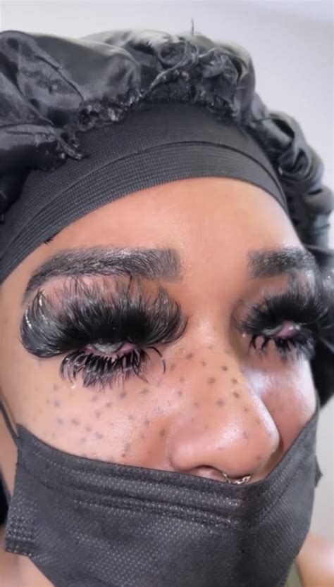 Gross Or Glam These Mega Wispy Lashes Divide The Internet