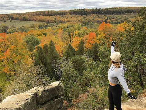The Best Fall Day Trips From Toronto To Go On This Weekend