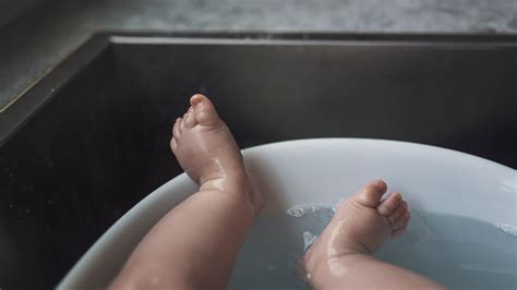 How Often Should I Bathe My Baby The New York Times