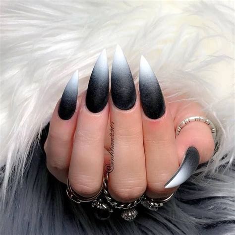66 Stiletto Nails Black Design Queorpsblog