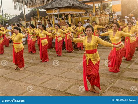 Beautiful Indonesian People Group In Colorful Sarongs Traditional