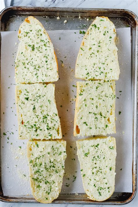 Easy Garlic Bread Recipe Minutes By Leigh Anne Wilkes