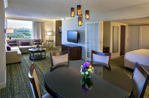 Philadelphia Airport Marriott Rooms Pictures And Reviews Tripadvisor