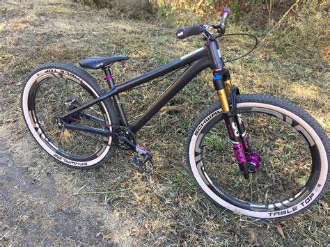 His death is mentioned in the closing text. Santa Cruz Jackal - 2017 Vital Bike of the Day Collection - Mountain Biking Pictures - Vital MTB
