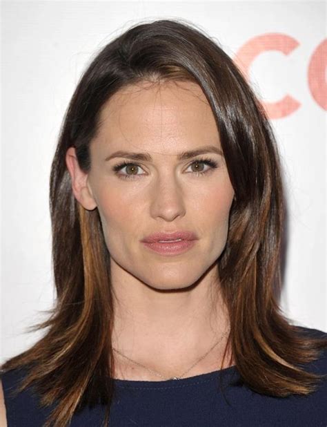 Jennifer Garner Shares Hilarious Throwback Photos From