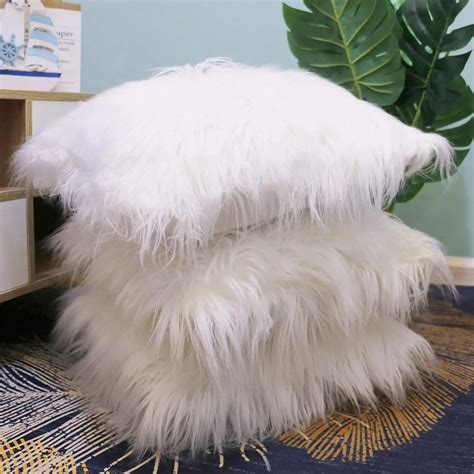 4545 Soft Luxury White Faux Fur Throw Pillow Christmas Decorative