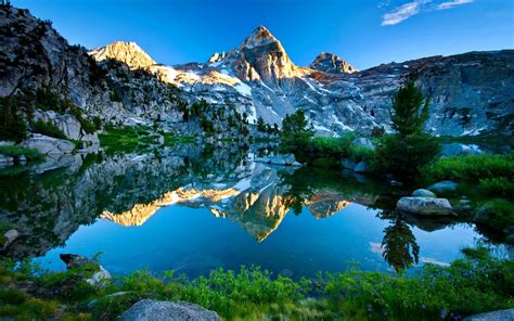 Mountain Reflection In The Lake Hd Desktop Wallpaper