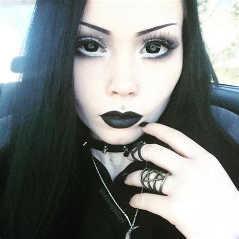 Pin On Gothic Makeup