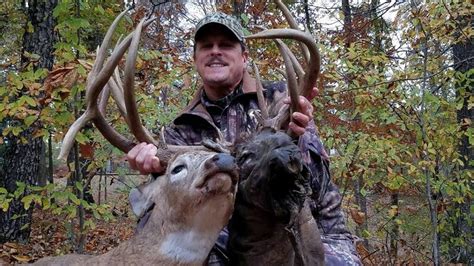 Was A Deer With Two Heads Killed In Kentucky The Fresno Bee