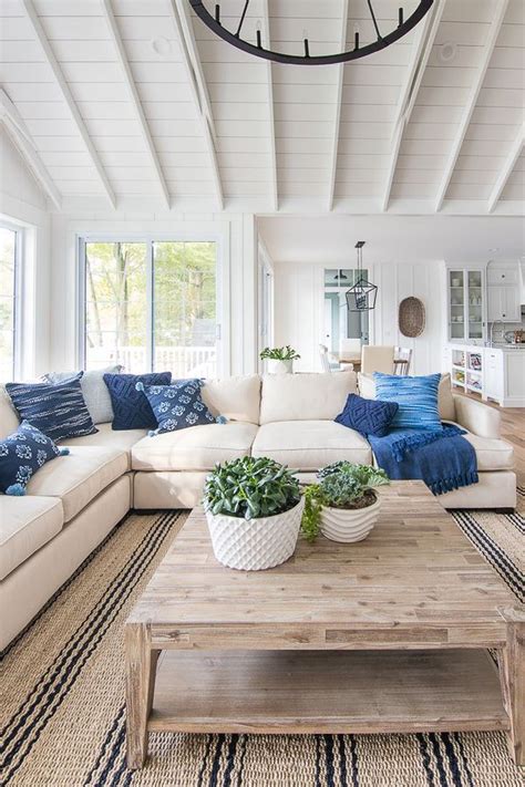 39 Brilliant Coastal Living Rooms Decor Ideas Sweetyhomee