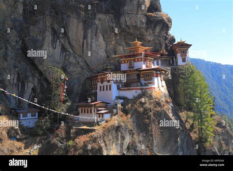 Tiger S Nest Taktsang Monastery Bhutan Stock Photo Alamy