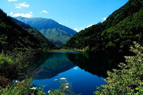 Jiuzhaigou The Mirror Lake National Parks Mirror Lake Learn Chinese