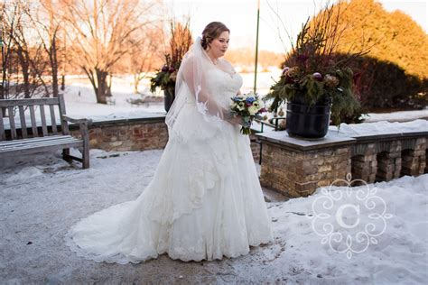 mn landscape arboretum winter wedding photos