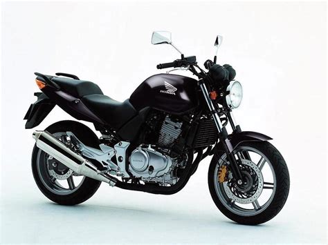 2013 honda 500cc model variations / options sportbike riders, whether well established in the sport or still developing their motorcycling skills, always prize the excellent handling traits that come with a light and responsive mount. 7 Best 500cc Motorcycles for Beginners - Adventure Seeker