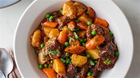 Irish stew recipe made with beef, garlic, stock, irish guinness beer, red wine, potatoes, carrots, and onions. Ideas For Meat For Stew : Dump It Slow Cooker Beef Stew Recipe Pillsbury Com : Stew meat must be ...