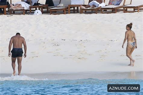 Jennifer Lopez And Alex Rodriguez At The Beach In Turks And Caicos Aznude