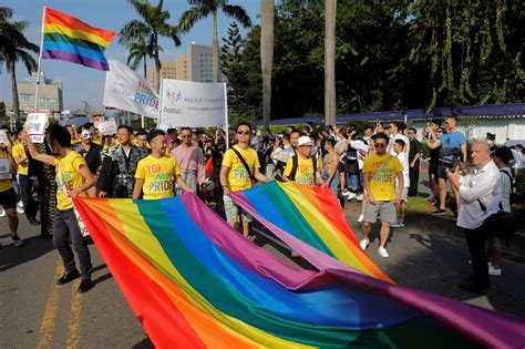 Huge Crowds Gather For Taiwan Pride Parade To Call For Marriage